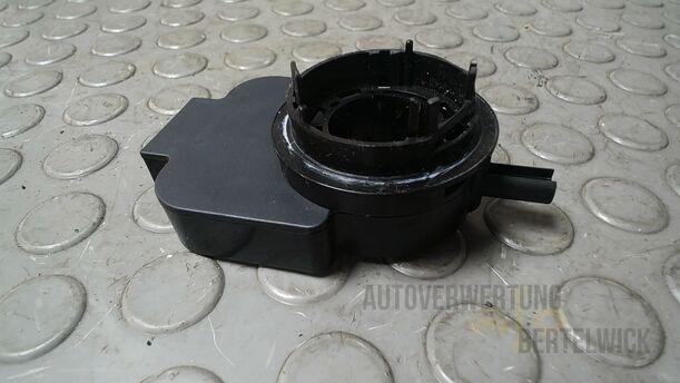 Foto: LENKWINKELSENSOR/ SENSOR LENKWINKEL eines Opel Astra 1.4 Turbo ecoFLEX Start/Stop