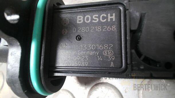 Foto: LUFTMASSENMESSER eines Opel Astra 1.4 Turbo ecoFLEX Start/Stop