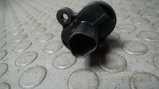 Foto: LUFTMASSENMESSER eines Opel Astra 1.4 Turbo ecoFLEX Start/Stop