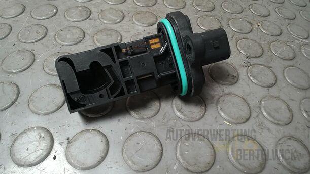 Foto: LUFTMASSENMESSER eines Opel Astra 1.4 Turbo ecoFLEX Start/Stop