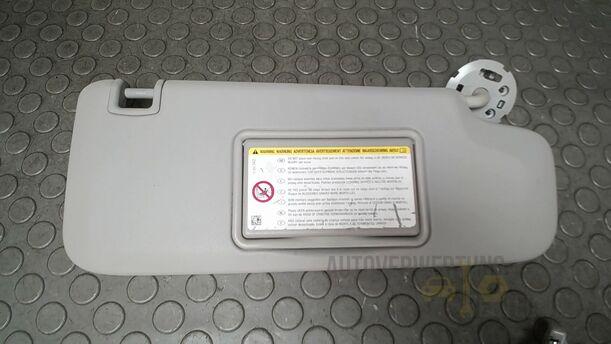 Foto: SONNENBLENDENPAAR eines Opel Astra 1.4 Turbo ecoFLEX Start/Stop