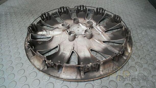 Foto: EINZELNE RADKAPPE/ RADDECKEL 16 ZOLL eines Opel Astra 1.4 Turbo ecoFLEX Start/Stop