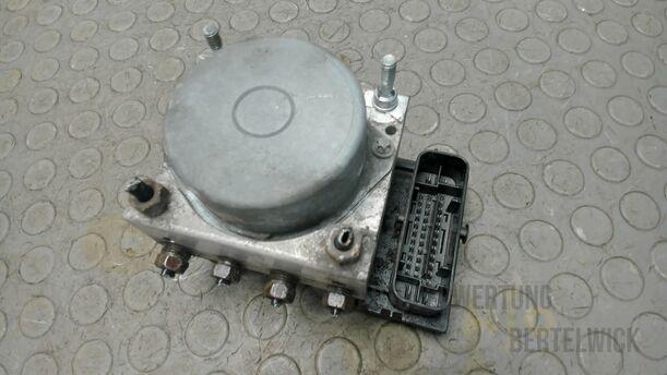 Foto: HAUPTBREMSAGGREGAT ABS eines Opel Corsa 1.2 16V
