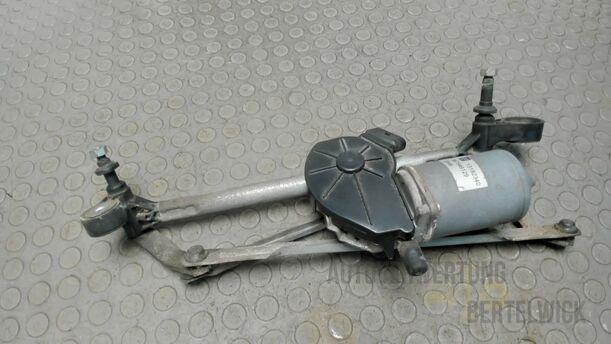 Foto: SCHEIBENWISCHERMOTOR VORNE eines Opel Corsa 1.2 16V