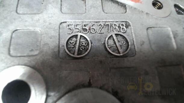 Foto: STEUERGEHÄUSE/ STIRNDECKEL A14NEL eines Opel Astra 1.4 Turbo ecoFLEX Start/Stop