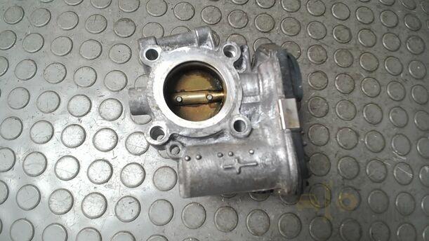 Foto: DROSSELKLAPPENSTUTZEN/ DROSSELKLAPPE eines Opel Astra 1.4 Turbo ecoFLEX Start/Stop