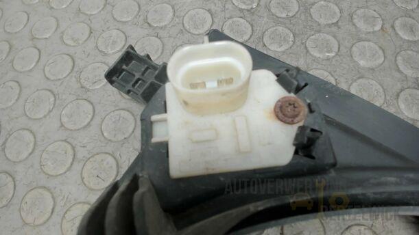 Foto: ELEKTROLÜFTER eines Opel Corsa 1.2 16V Fun