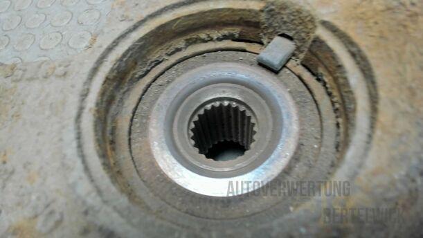Foto: ACHSSCHENKEL VORNE LINKS eines Opel Corsa 1.2 16V Fun