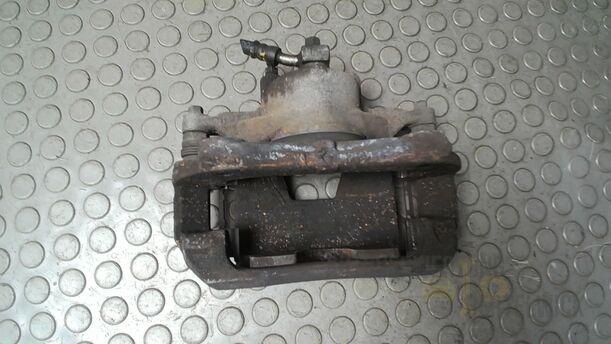 Foto: BREMSSATTEL VORN LINKS eines Opel Astra 1.4 Turbo ecoFLEX Start/Stop Fun