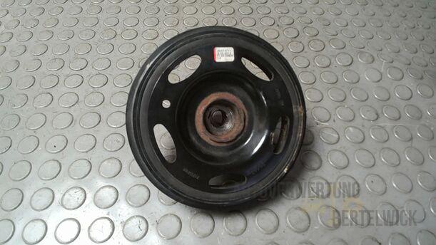 Foto: RIEMENSCHEIBE KURBELWELLE eines Opel Astra 1.4 Turbo ecoFLEX Start/Stop Fun