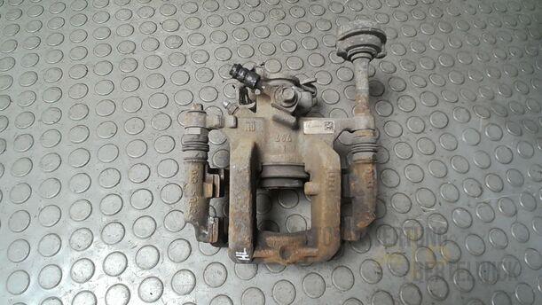 Foto: BREMSSATTEL HINTEN LINKS eines Opel Astra 1.4 Turbo ecoFLEX Start/Stop Fun