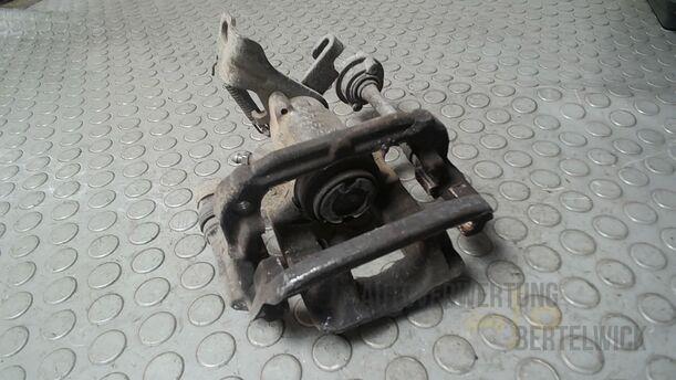 Foto: BREMSSATTEL HINTEN RECHTS eines Opel Astra 1.4 Turbo ecoFLEX Start/Stop Fun