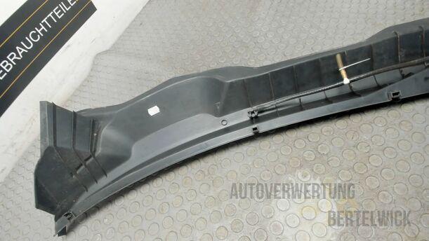 Foto: WINDLAUF eines Opel Astra Cabrio 2.2 16V Fun
