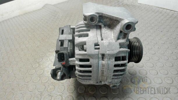 Foto: LICHTMASCHINE / GENERATOR ( 100 A ) eines Opel Astra Cabrio 2.2 16V Fun