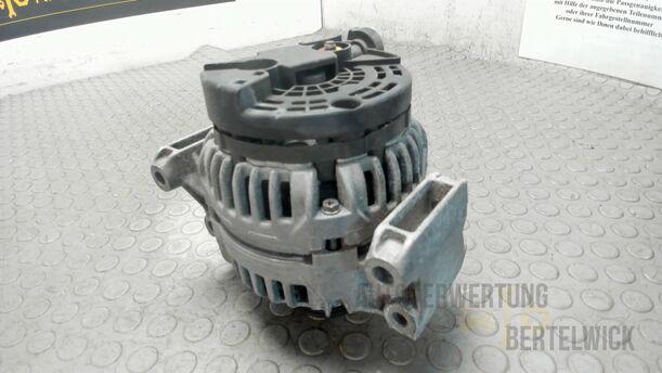 Foto: LICHTMASCHINE / GENERATOR ( 100 A ) eines Opel Astra Cabrio 2.2 16V Fun