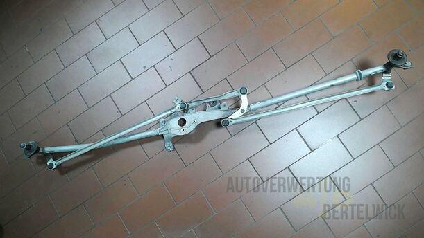 Foto: SCHEIBENWISCHERGESTÄNGE ( OHNE MOTOR ) eines Opel Astra 1.4 Turbo ecoFLEX Start/Stop Fun