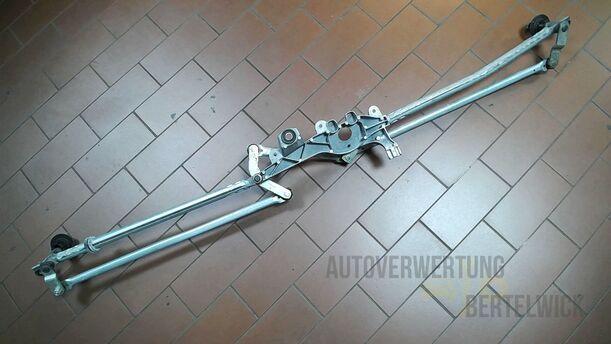 Foto: SCHEIBENWISCHERGESTÄNGE ( OHNE MOTOR ) eines Opel Astra 1.4 Turbo ecoFLEX Start/Stop Fun