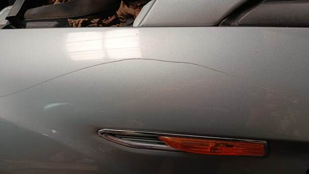 Foto: KOTFLÜGEL VORNE LINKS eines Ford Mondeo Turnier 2.0 TDCi Aut. Fun