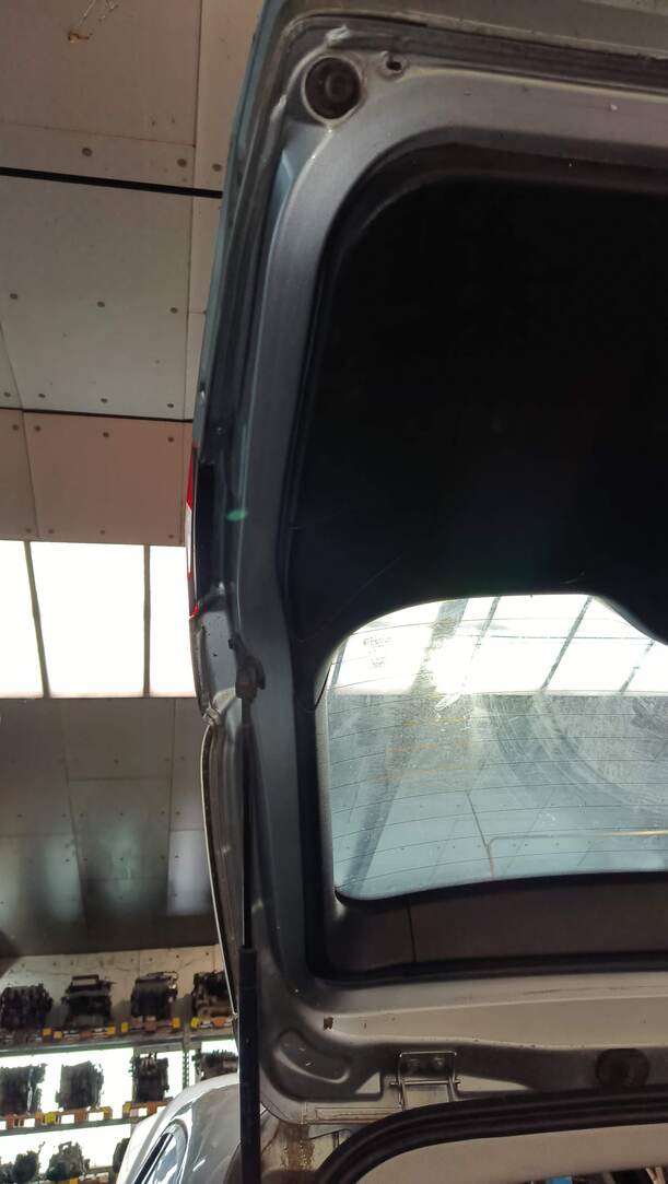 Foto: HECKKLAPPE / HECKDECKEL ( TURNIER ) eines Ford Mondeo Turnier 2.0 TDCi Aut. Fun