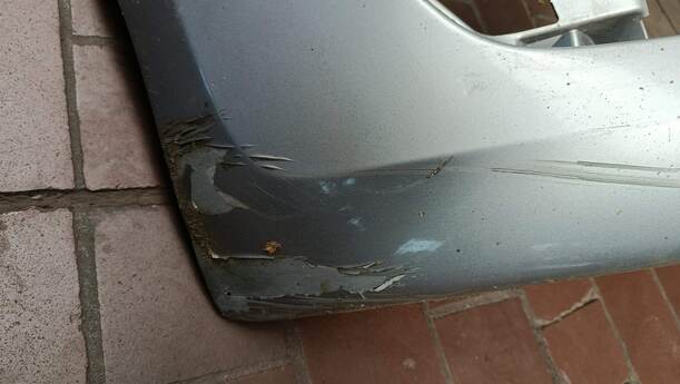 Foto: STOSSFÄNGER / STOßSTANGE VORNE eines Ford Mondeo Turnier 2.0 TDCi Aut. Fun