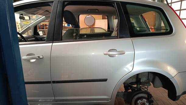 Foto: TÜR HINTEN LINKS eines Ford Focus C-MAX 1.6 Ti-VCT Fun