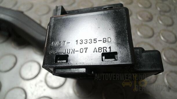 Foto: BLINKSCHALTER/ KOMBISCHALTER eines Ford Focus C-MAX 1.6 Ti-VCT Fun
