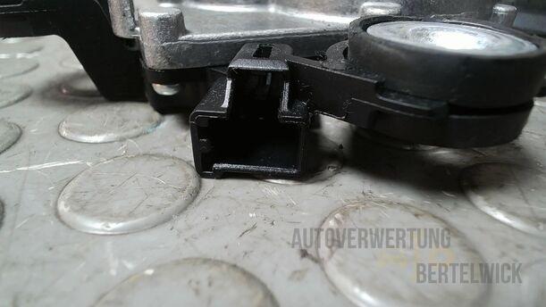Foto: SCHEIBENWISCHERMOTOR HINTEN eines Ford Focus C-MAX 1.6 Ti-VCT Fun
