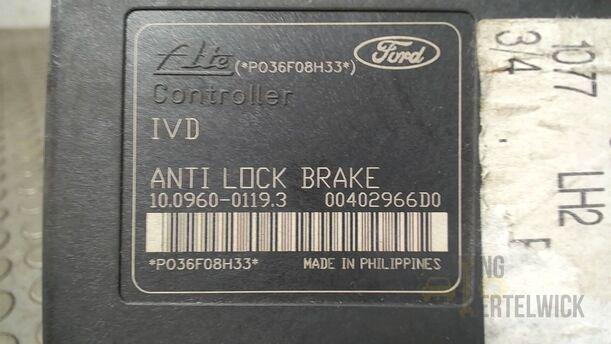 Foto: HAUPTBREMSAGGREGAT ABS eines Ford Focus C-MAX 1.6 Ti-VCT