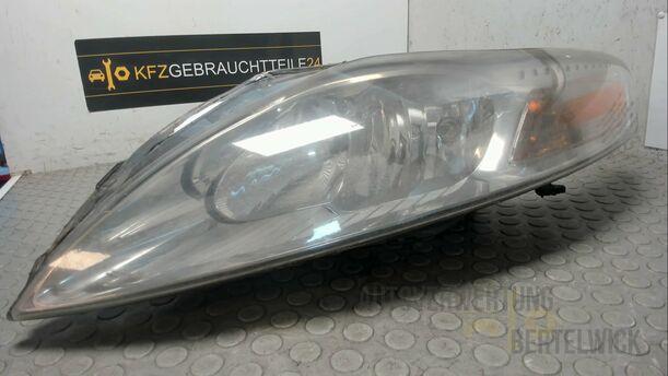 Foto: SCHEINWERFER LINKS eines Ford Mondeo Turnier 2.0 TDCi Aut.