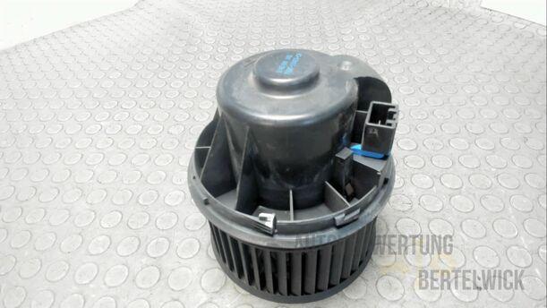 Foto: HEIZUNGSGEBLÄSE ( 2 ZONEN ) eines Ford Mondeo Turnier 2.0 TDCi Aut.