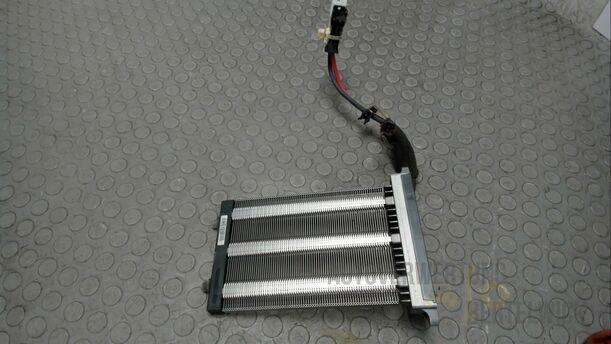 Foto: ZUSATZHEIZUNG ELEKTRISCH eines Ford Mondeo Turnier 2.0 TDCi Aut.