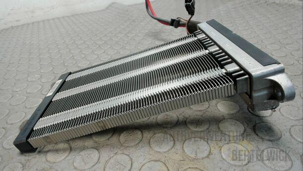 Foto: ZUSATZHEIZUNG ELEKTRISCH eines Ford Mondeo Turnier 2.0 TDCi Aut.