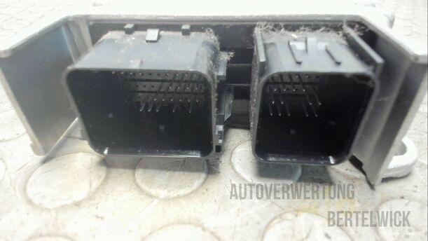 Foto: AIRBAGSTEUERGERÄT eines Ford Mondeo Turnier 2.0 TDCi Aut.