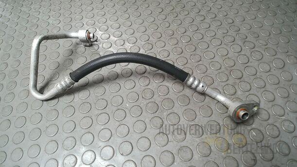 Foto: SCHLAUCH KONDENSATOR/ KOMPRESSOR eines Ford Focus C-MAX 1.6 Ti-VCT