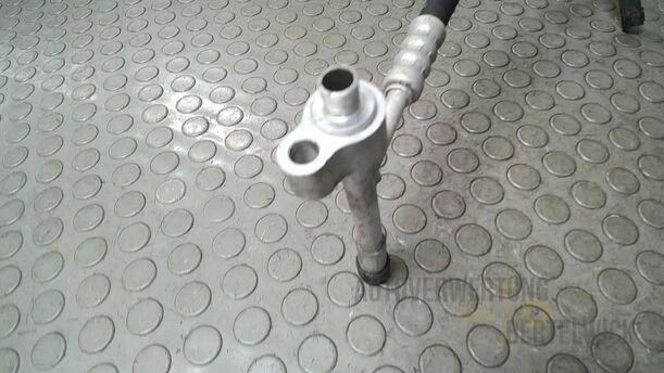 Foto: SCHLAUCH KONDENSATOR/ VERDAMPFER eines Ford Focus C-MAX 1.6 Ti-VCT
