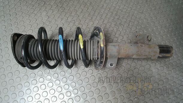 Foto: FEDERBEIN VORN LINKS eines Ford Focus C-MAX 1.6 Ti-VCT
