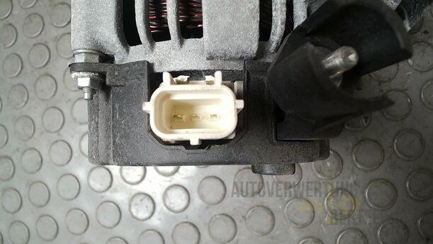 Foto: LICHTMASCHINE ( 105A ) eines Ford Focus C-MAX 1.6 Ti-VCT