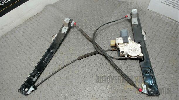 Foto: FENSTERHEBER VORNE RECHTS eines Ford Mondeo Turnier 2.0 TDCi Aut.
