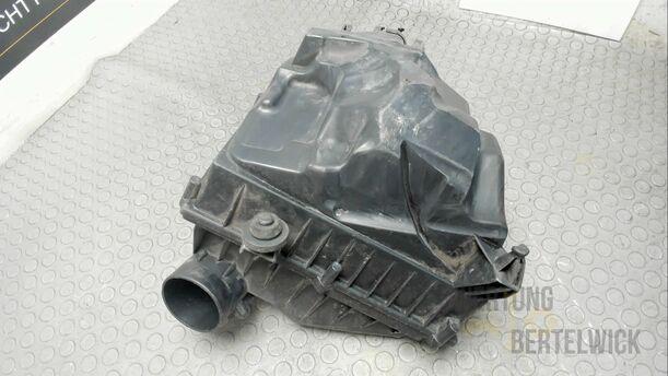 Foto: LUFTFILTERKASTEN eines Ford Mondeo Turnier 2.0 TDCi Aut.
