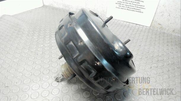 Foto: BREMSKRAFTVERSTÄRKER eines Ford Mondeo Turnier 2.0 TDCi Aut. GL