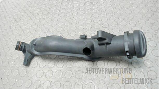 Foto: ÖLFÜLLDECKEL eines Ford Mondeo Turnier 2.0 TDCi Aut. GL
