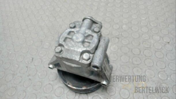 Foto: PUMPE SERVOLENKUNG eines Ford Mondeo Turnier 2.0 TDCi Aut. GL