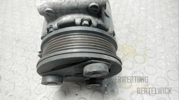 Foto: KLIMAKOMPRESSOR eines Ford Mondeo Turnier 2.0 TDCi Aut. GL