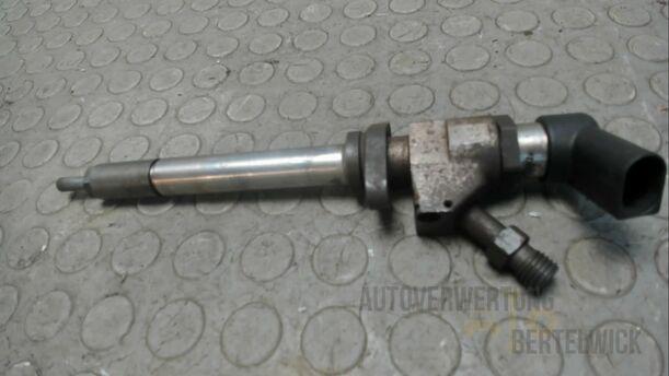 Foto: DIESELEINSPRITZVENTIL / EINSPRITZDÜSE eines Ford Mondeo Turnier 2.0 TDCi Aut. GL