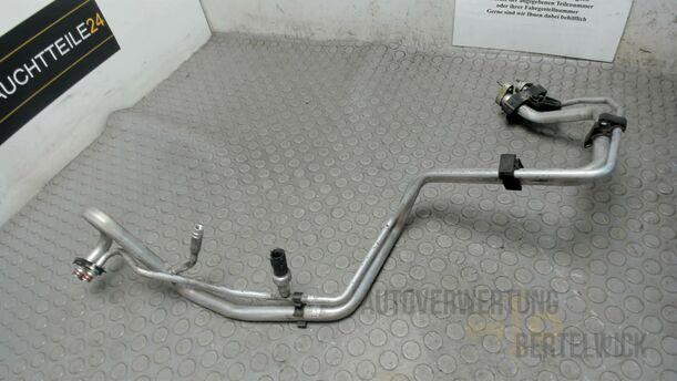 Foto: KLIMALEITUNG / SCHLAUCH eines Ford Mondeo Turnier 2.0 TDCi Aut. GL