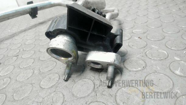 Foto: KLIMALEITUNG / SCHLAUCH eines Ford Mondeo Turnier 2.0 TDCi Aut. GL