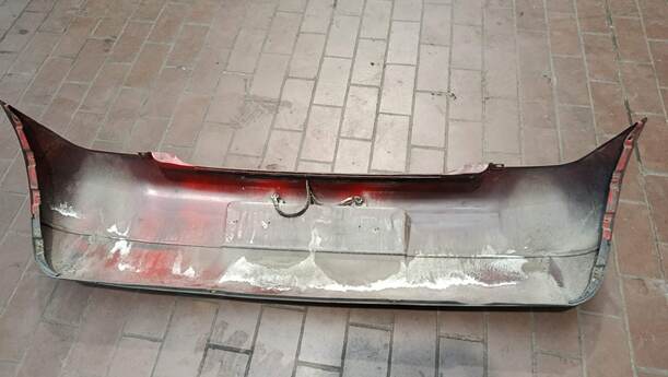 Foto: STOSSFÄNGER / STOßSTANGE HINTEN eines VW Lupo 1.0 GL