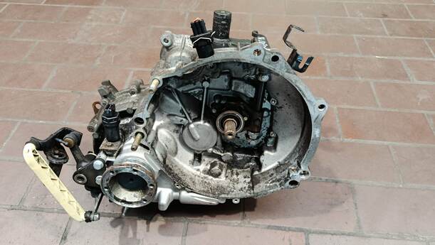 Foto: SCHALTGETRIEBE 5 GANG ( DTP / EFM ) eines VW Lupo 1.0 GL