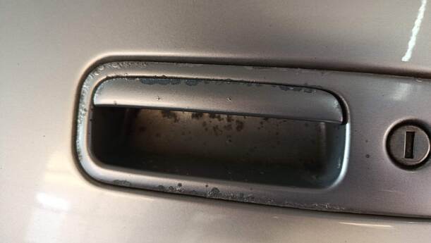 Foto: HECKKLAPPE/ HECKDECKEL ( LIMOUSINE ) eines VW Golf 1.4 GL