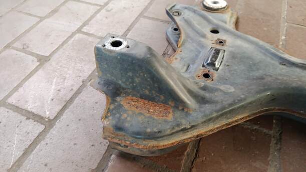 Foto: VORDERACHSE/ ACHSE VORN eines VW Golf 1.4 GL